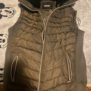 Splendid Quilted Vest with Zippered Pockets